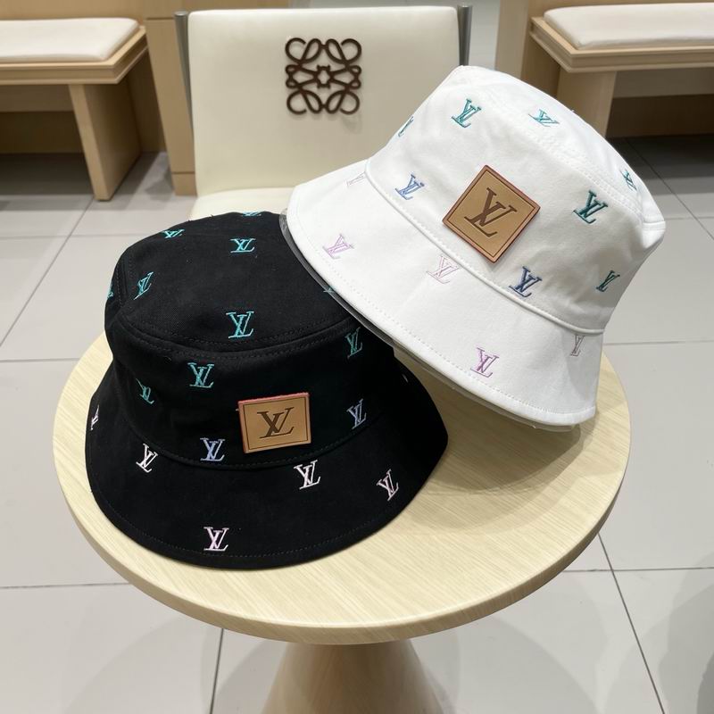 LV hat 062703